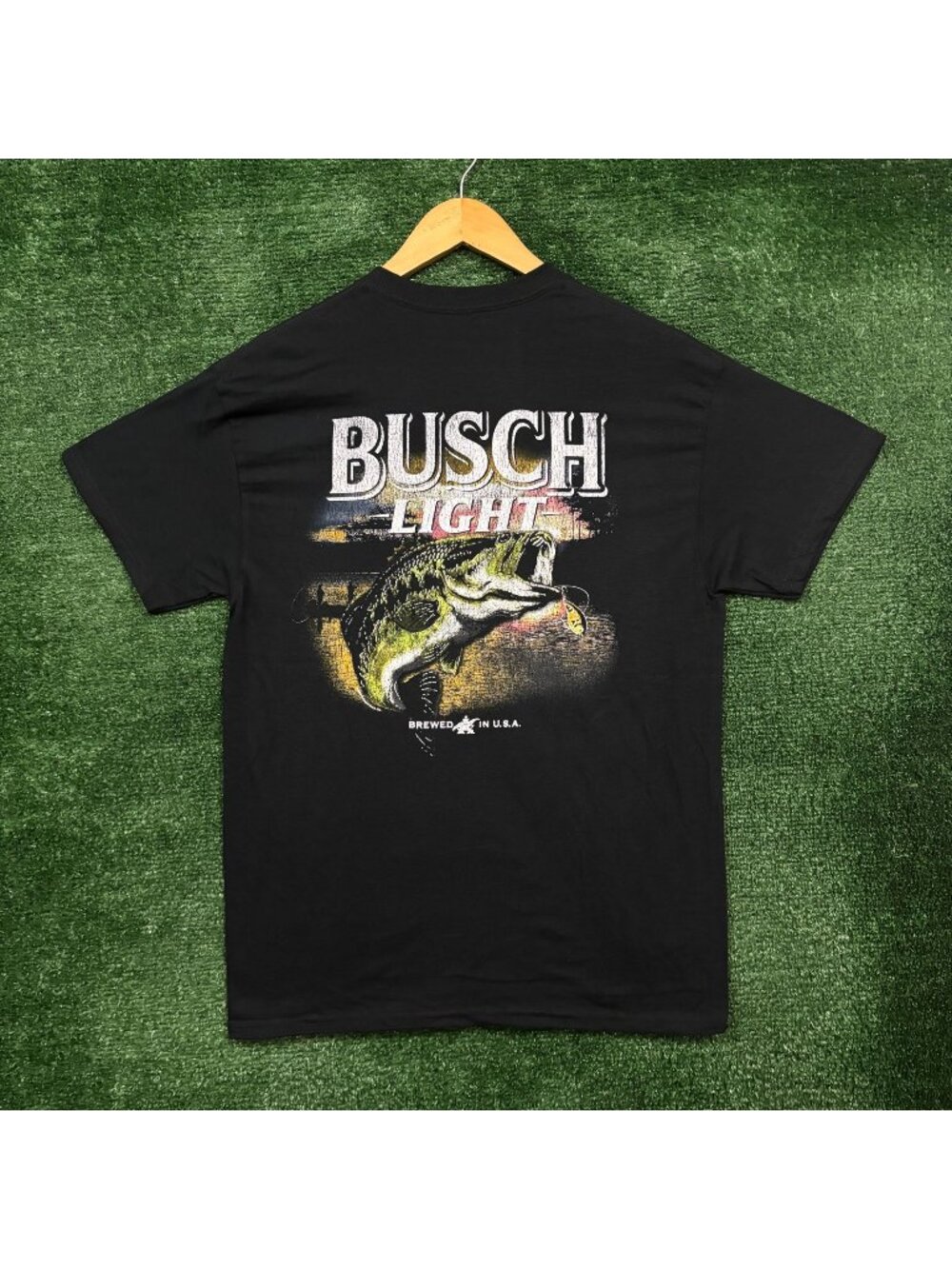 Busch Light Brewed in America Bass T-Shirt Size Medium